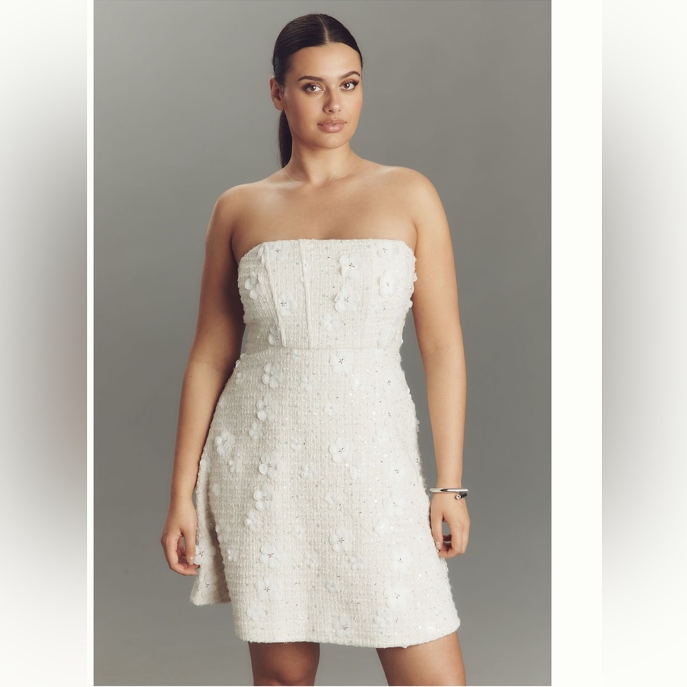 Nwt Strapless tweed floral White mini Dress